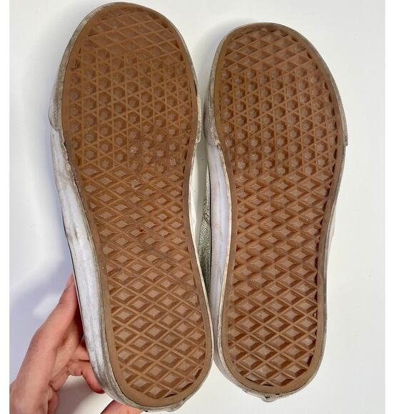 VANS Metallic Silver Leather Lace Up Skateboard Shoes Men's 7.5 Women's 9 - Picture 7 of 9